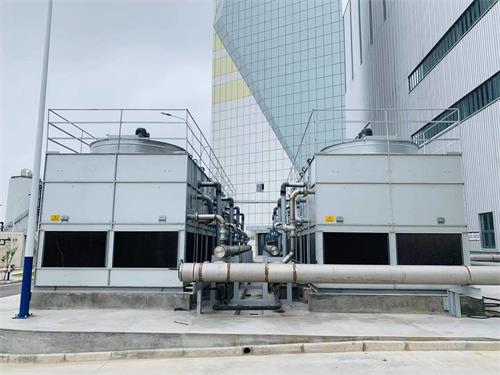 <a href=http://www.188hl.com/tags1_0.html target=_blank class=infotextkey>閉式冷卻塔</a>式冷卻塔維護(hù)改造》align= <a href=http://www.188hl.com/tags1_0.html target=_blank class=infotextkey>閉式冷卻塔</a>維護(hù)改造