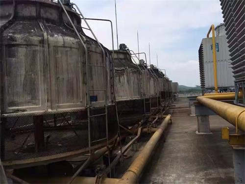 給工業(yè)冷卻塔涂刷底漆的時(shí)候有什么需要注意的?(冷卻塔刷漆)