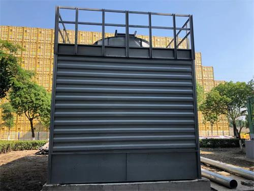 閉式冷卻塔和開式冷卻塔你會區(qū)分嘛?康明告訴你(閉式冷卻塔和開式冷卻塔補水量計算)